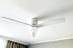 Deckenventilator im Schlafzimmer